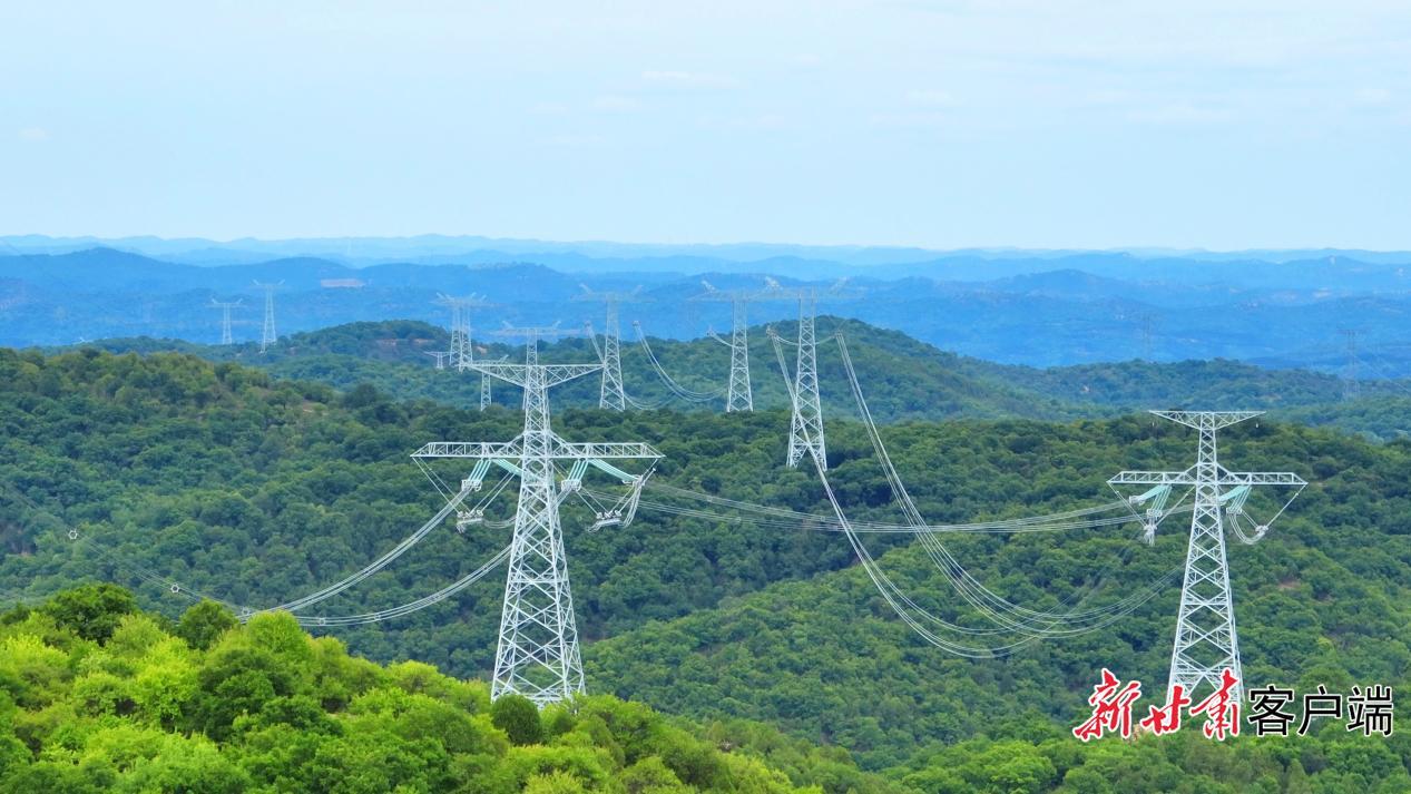 隴電入魯工程甘肅段全線貫通 甘肅綠電將秒送山東